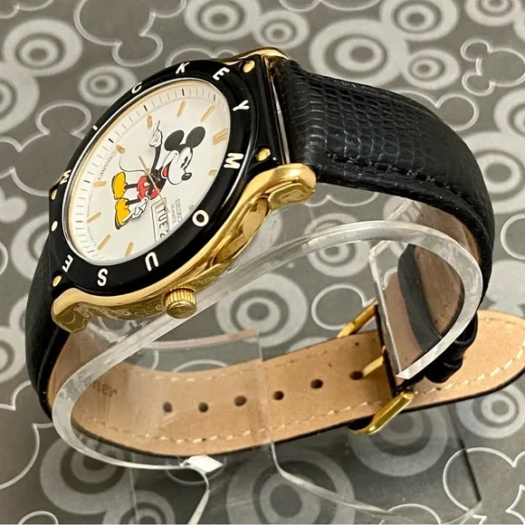 Vintage Disney X Seiko Mickey Mouse Men's / Unisex Watch 7N43-6A99 - Picture 6 of 16